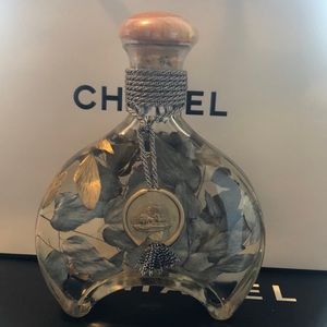 listing-status-banner